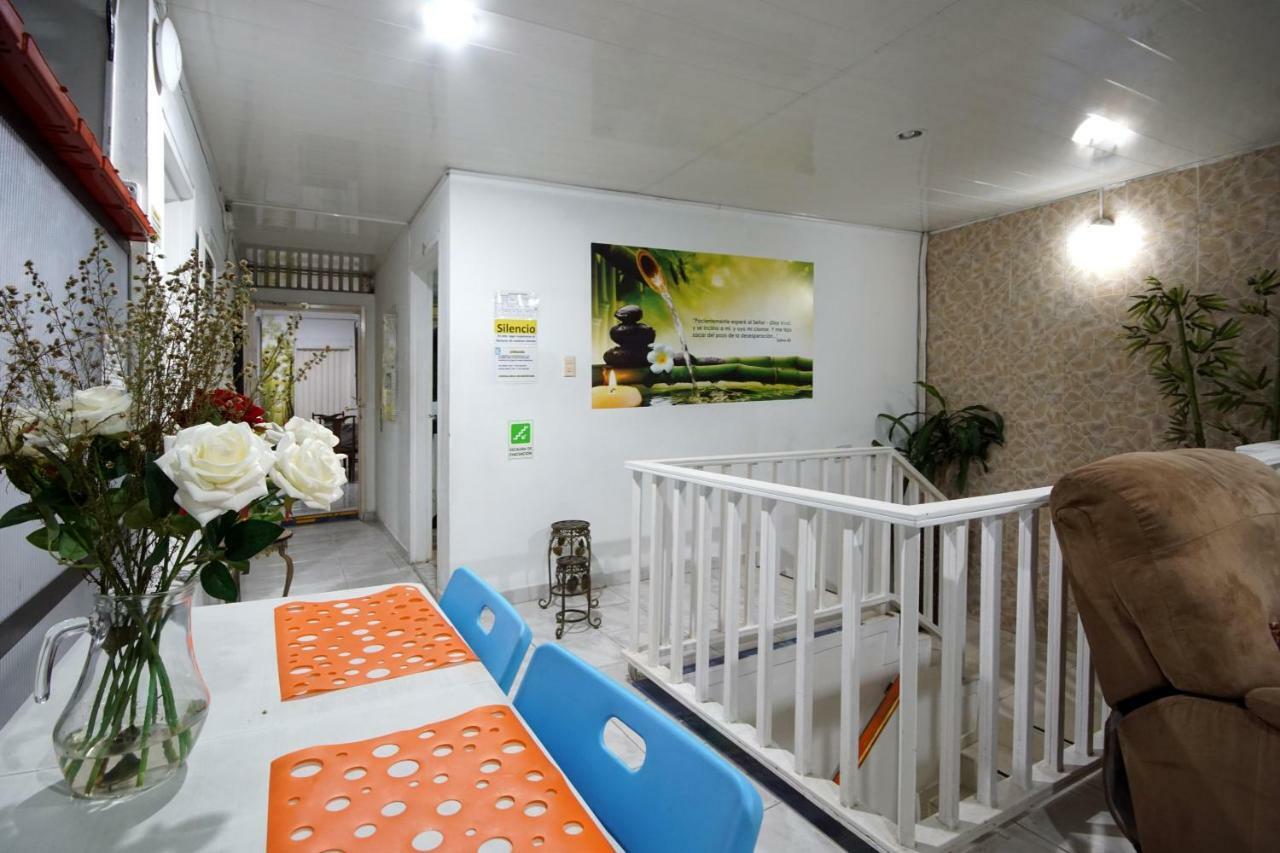 Hostal Tequendama Martha Santamaria Кали Экстерьер фото
