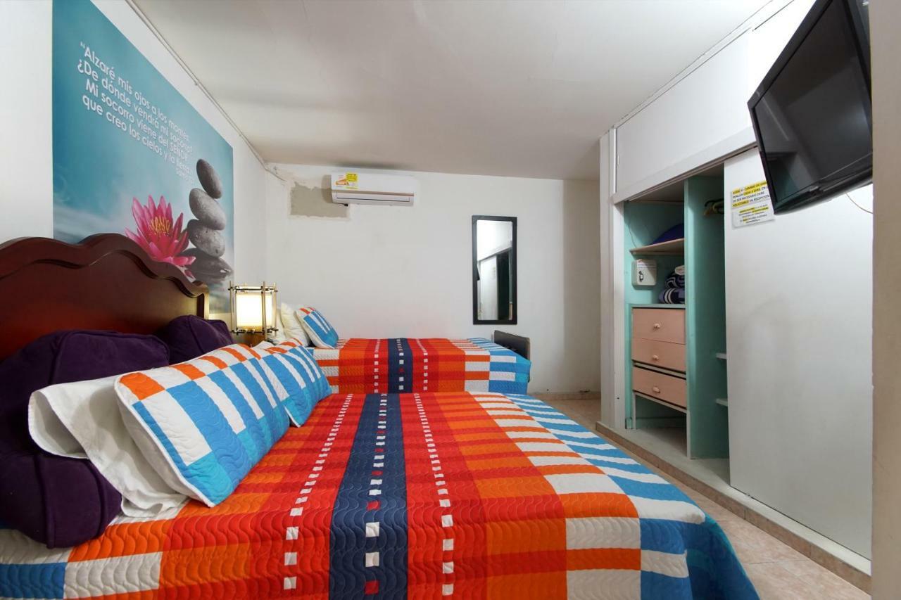 Hostal Tequendama Martha Santamaria Кали Экстерьер фото